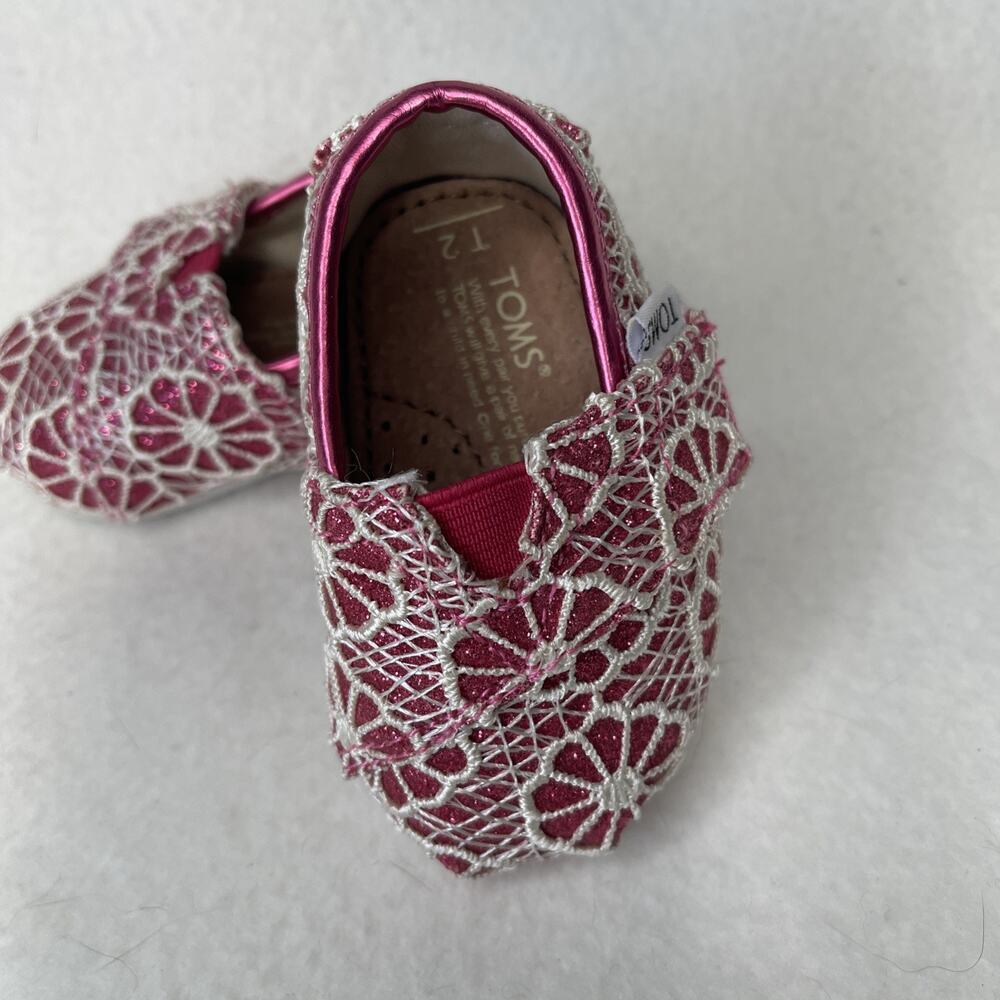 Baby Toms T2 Pink Crotchet Shoes- EUC - Picture 2 of 5